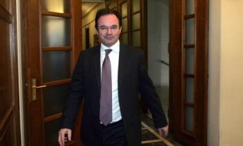 Περαίωση και στα ακίνητα. Στο Υπουργικό το νέο φορολογικό  νομοσχέδιο