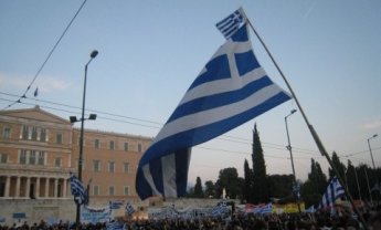 Καμία πολιτική δεν είναι βιώσιμη χωρίς στήριξη ή έστω ανοχή της κοινωνίας