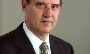 Ο Νίκος Βελλιάδης, η Εγνατία οδός και η ασφάλιση πλοίων