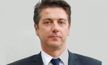 Τι κρύβει η απομάκρυνση Συρμακέζη από την Τράπεζα Πειραιώς; Ποιες οι επιπτώσεις στο bancassurance;