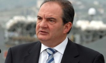Δε ζημιώθηκε το δημόσιο από τις ανταλλαγές λέει ο Καραμανλής