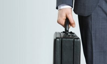 Στο σύστημα Elenxis για αιφνίδιο πλουτισμό και ασφαλιστές...
