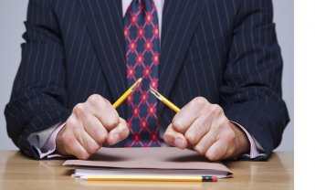 Σοκ στους καταναλωτές η αύξηση επιτοκίου