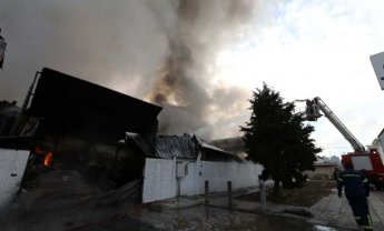 Σε τέσσερις ασφαλιστικές ήταν ασφαλισμένες οι επιχειρήσεις που κάηκαν παραμονή Πρωτοχρονιάς στη Θεσσαλονίκη