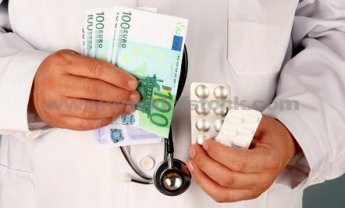 Στην τσιμπίδα  του ΣΔΟΕ οι γιατροί 