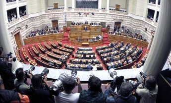 Δείτε live τη συζήτηση στη Βουλή για το Ασφαλιστικό