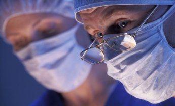 Κινδυνεύουν δυο ιατροί του ΕΣΥ με οριστική παύση