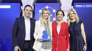 Eurobank | Τιμήθηκε με το πρώτο Σήμα Διαφορετικότητας από το Υπουργείο Κοινωνικής Συνοχής και Οικογένειας