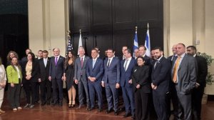 Πιο ισχυρό το 3+1 και η…παράκρουση της Τουρκίας, το ελληνικό χρέος κόντρα στο παγκόσμιο ρεύμα, ο λαϊκισμός της αντιπολίτευσης, τα υψηλά 17 ετών του Χ.Α και οι…αποστάσεις του Γ. Στουρνάρα
