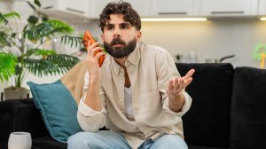 Παλιά δεν θέλαμε να είμαστε «παραγγελιοδόχοι», τότε γιατί σήμερα κάνουμε ότι ζητάει ο πελάτης;