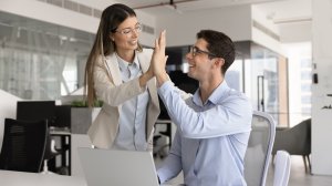 Οι 5 αριθμοί που αποκαλύπτουν αν ένα ασφαλιστικό γραφείο αναπτύσσεται πραγματικά