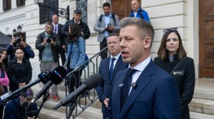 Το στοίχημα του Πέτερ Μάγιαρ για την ανεξαρτησία και την πολυφωνία των ουγγρικών δημόσιων ΜΜΕ