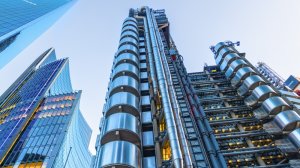 Lloyd’s: Πόλεμος στη Μέση Ανατολή - Στα 1,4 δισ. λίρες στερλίνες οι ασφαλισμένες ζημιές