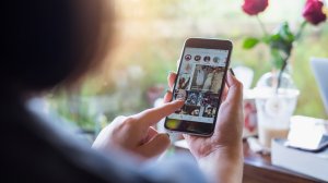 Γιατί αποσύρθηκαν τα GIFs από τα stories του Instagram και του Snapchat