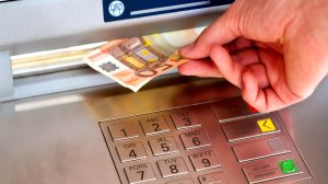 Eιδική τραπεζική αργία στις 30 Μαρτίου και 2 Απριλίου. Τι θα ισχύσει για τις συναλλαγές;