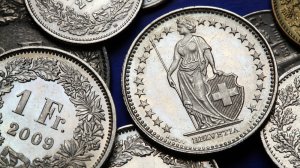 Πλημμελής ενημέρωση καταναλωτών κατά τη σύναψη συμβάσεων στεγαστικών δανείων σε ελβετικό φράγκο 