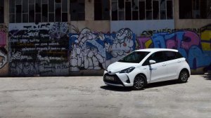 Toyota Yaris HSD: Για… εναλλακτικούς ασφαλιστές!