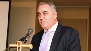 Γ. Χατζηθεοδοσίου: Η συνεργασία με την Cosmote εξετάζεται  και τελεί υπό προϋποθέσεις από τους ασφαλιστές