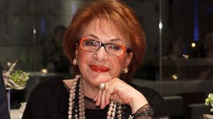 Η Αγγελική Νταλιάνη σήκωσε λίγο υψηλότερα τον ασφαλιστικό κλάδο!