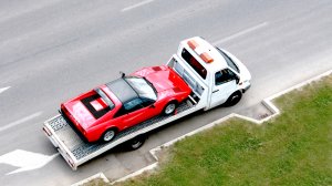 Με ανασφάλιστο όχημα τράκαρε τέσσερις Ferrari!