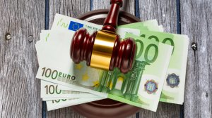 Δικαιούται ψυχική οδύνη εν διαστάσει σύζυγος από πρώτο γάμο που δεν έχει λυθεί;