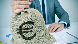 «Επιβράβευση» 83,5 εκατ. ευρώ για το Κτηματολόγιο