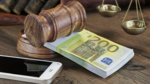Απόκρουση απαιτήσεων από Τραπεζικά Ιδρύματα, ΔΕΗ, ΟΤΕ, ΕΥΔΑΠ, Internet, Τηλεφωνία: Τι παρέχει ένα συμβόλαιο Νομικής Προστασίας;