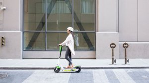 Τα μέτρα ασφαλείας της Lime για την κυκλοφορία των ηλεκτρικών πατινιών