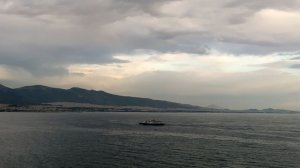 Παράθυρο με θέα θάλασσα από το δωμάτιο ενός Αντικαρκινικού Νοσοκομείου...