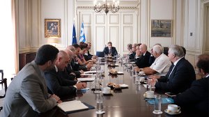Τι συζητήθηκε στη συνάντηση του Κυριάκου Μητσοτάκη με εκπροσώπους κοινωνικών εταίρων