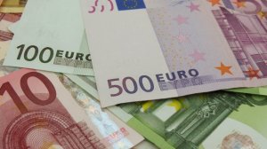 Με αρνητικό επιτόκιο δανείστηκε για πρώτη φορά η Ελλάδα