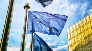 Η Ευρωπαϊκή Επιτροπή εγκρίνει την παράταση του ελληνικού καθεστώτος εγγυήσεων για τις τράπεζες