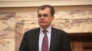 Με κορωνοϊό ο Δημήτρης Κρεμαστινός στη ΜΕΘ του Ευαγγελισμού