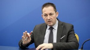 Κυβέρνηση: προ των πυλών νέα καμπάνια ενημέρωσης των πολιτών για κορωνοϊό