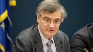 Σωτήρης Τσιόδρας: Τα μέτρα προστασίας για τους χώρους διαμονής ηλικιωμένων, καθώς και αν νοσήσουμε στο σπίτι