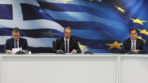 Νέο πακέτο μέτρων στήριξης για επιχειρήσεις, ελεύθερους επαγγελματίες και μισθωτούς - Κανονικά το Δώρο Πάσχα από επιχειρήσεις ή το κράτος!