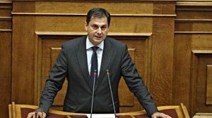 Στη Βουλή το νομοσχέδιο για τις ειδικές μορφές τουρισμού και την τουριστική ανάπτυξη