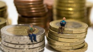 Στα 160 ευρώ κατά μέσο όρο οι νέες επικουρικές - Τι προβλέπει η υπουργική απόφαση για το νέο τρόπο υπολογισμού;