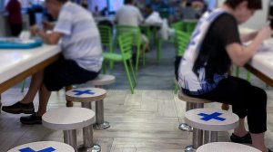 ΔιαΝΕΟσις: Πώς βγαίνουν οι χώρες από την καραντίνα;
