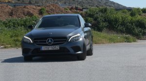 Mercedes C200: Πολυτέλεια και τεχνολογία σε ένα!