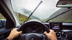 Βροχή κι οδήγηση: Τι να πρέπει να γνωρίζετε για την ασφάλεια σας;
