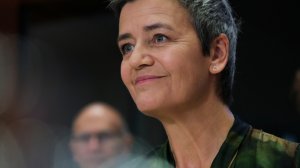 Τι απαντά η Vestager στον Σύλλογο Υπαλλήλων Εθνικής Ασφαλιστικής για την πώληση της εταιρίας!