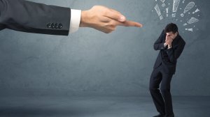 68 εκατ. 689 χιλ. ευρώ είναι η ζημιά που πάθαμε από την κακή εκπαίδευση των διαμεσολαβούντων!