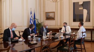 Συνάντηση του Πρωθυπουργού με ανώτατα στελέχη της Fraport και της Fraport Greece