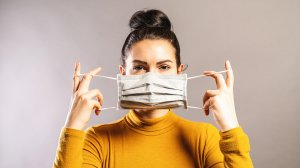 Αναθεωρημένες οδηγίες για τη χρήση μασκών