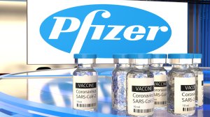 ΕΜΑ: Δεν ευθύνεται το εμβόλιο των Pfizer & BioNTech για τους θανάτους ηλικιωμένων