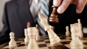 Απελεύθερος: Κάζο ή τακτική κίνηση από τους Μπάκο-Καϋμενάκη στην ΕΛΛΑΚΤΩΡ;