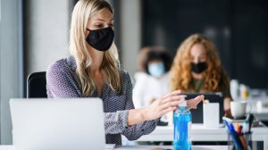 Μπορούν να συνάψουν ασφάλιση ζωής και υγείας όσοι νόσησαν από covid-19;