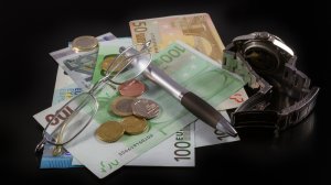 Οι τράπεζες με 44,8% μπροστά από τους αποκλειστικής συνεργασίας διαμεσολαβητές (40,3%)!