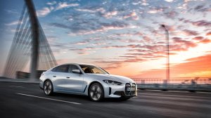BMW i4: Για μοντέρνους & οικολόγους ασφαλιστές!